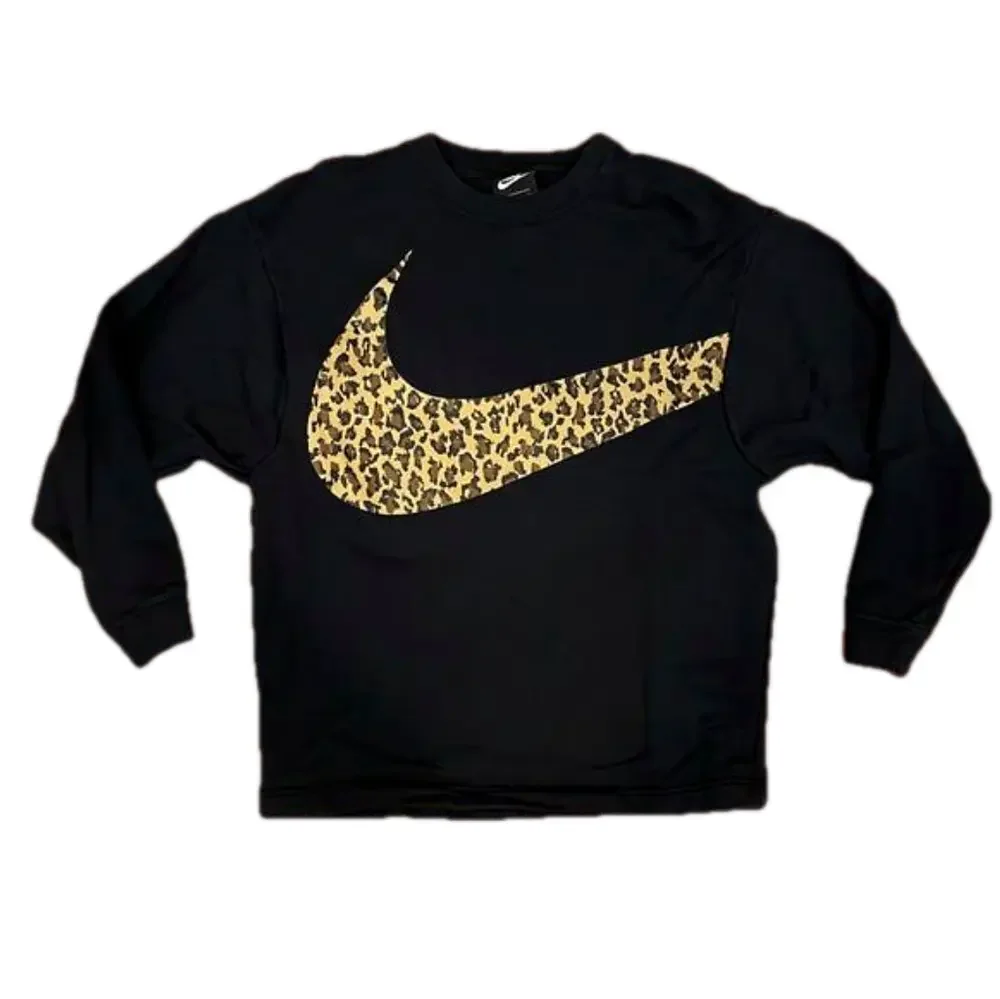 Women’s Nike Leopard/Cheetah Print Sweatshirt